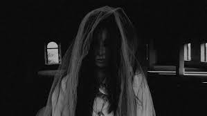 девушка-призрак «White Lady»